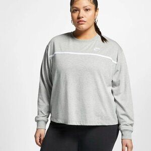 Nike Sportswear Women's Jersey Crew (Plus Size)